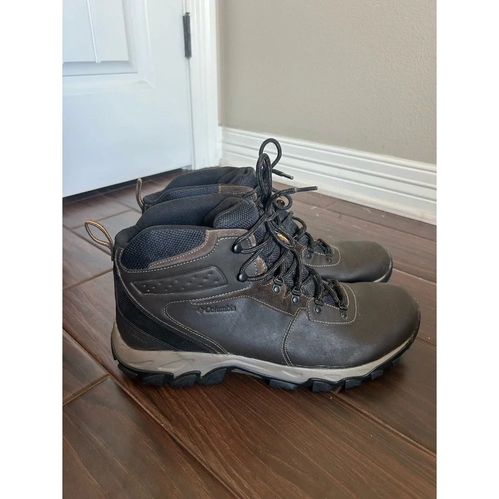 Columbia Newton Ridge Plus II Waterproof Hiking Boots Mens 17 Brown BM3970-232